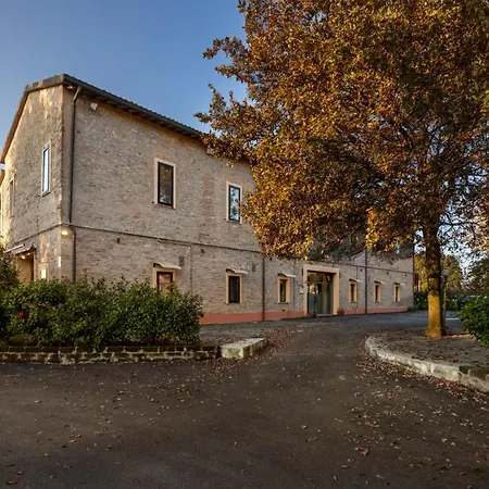 Готель Dmora Retreat *