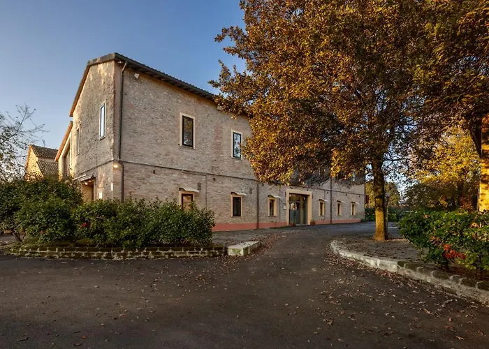 Готель Dmora Retreat *