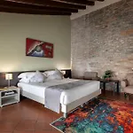 Dmora Retreat Hotel *